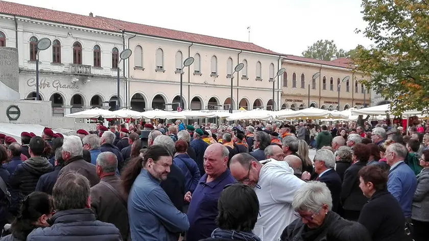 COLUCCI - DINO TOMMASELLA - SAN DONA' - FIERA DEL ROSARIO LUNGO LE VIE DEL CENTRO