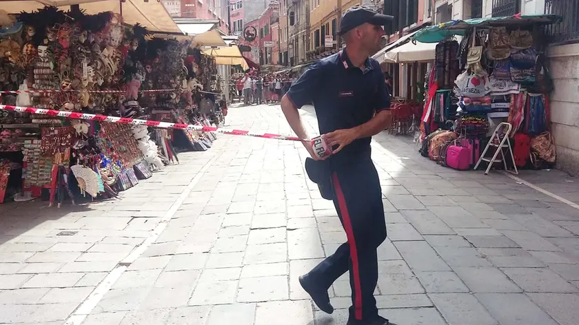 L'intervento per l'allarme bomba in Lista di Spagna