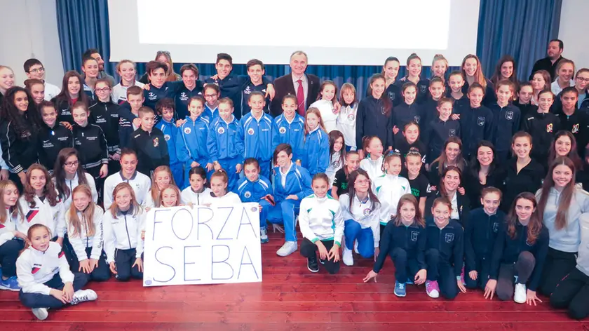 GIORNALISTA: Cruccu AGENZIA FOTO: Candussi LUOGO: Auditorium Provincia, via Forte Marghera, Mestre DESCRIZIONE: 23a festa regionale della ginnastica - comitato regionale del Veneto - nella foto: tutti i premiati