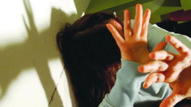 Violenza contro una donna (archivio)