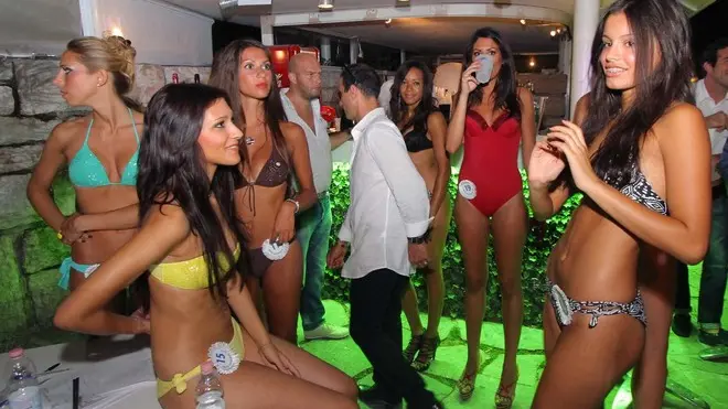 COLTRO - MISS UNIVERSO