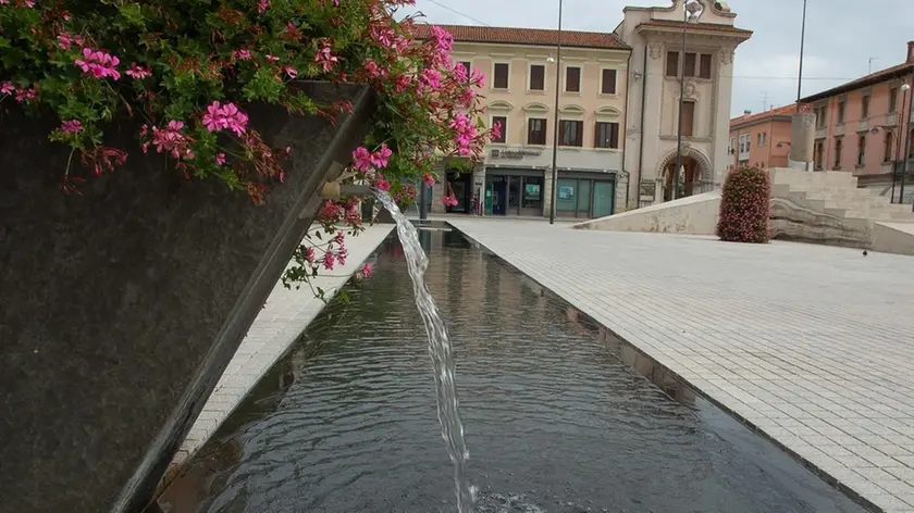 SAN DONA' DI P. - FGAVAGNIN - COLUCCI - RIPRISTINO DEL FUNZIONAMENTO DELLA FONTANA IN PIAZZA INDIPENDENZA