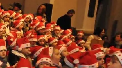 FGAVAGNIN MORSEGO DEPOLO PORTOGRUARO ACCENSIONE ALBERO DI NATALE IL CORO IN CHIESA CAUSA PIOGGIA