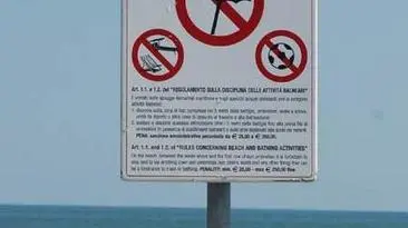 FG ERACLEA MARE SPIAGGIA CON DIVIETI