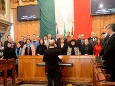 Il Coro della Fenice intona l'Inno in consiglio a Venezia