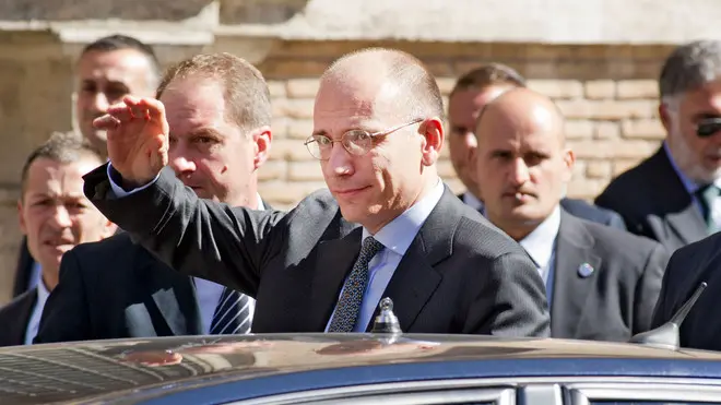 02/10/2013 Roma, uscite dei politici dal Senato per il voto di fiducia al Governo. Nella foto Enrico Letta