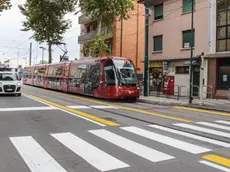 Nuova segnaletica stradale alla fine di via Cappuccina all'imbocco del sottopasso del tram, Mestre