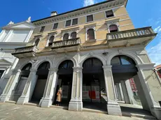 La facciata dell'ex emeroteca in via Poerio a Mestre