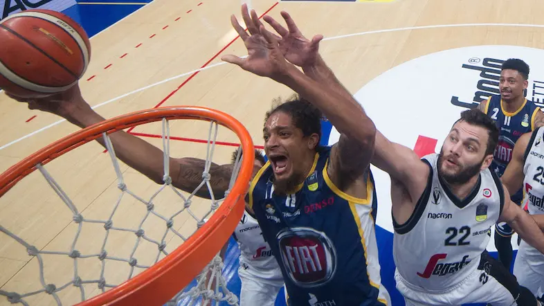 Deron Washington Segafredo Virtus Bologna - Fiat Auxilium Torino LegaBasket Serie A 2017/2018 Bologna, 17/12/2017 Foto M.Ceretti / Ciamillo-Castoria