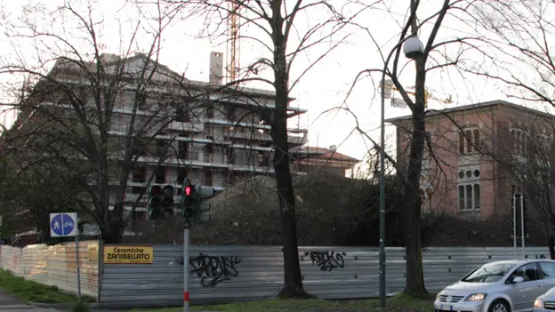 Cambiano a Mestre alcune postazioni dei Velocar, i rilevatori automatici delle infrazioni semaforiche nella foto viale San Marco (in uscita da Mestre all’intersezione con via Sansovino)