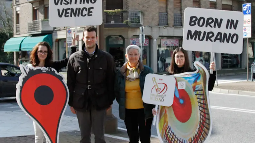 Agenzia Candussi, giornalista Favarato. "Turista protetto" campagna sul vetro di Murano originale. Conferenza stampa presso CISL Via Piave Mestre