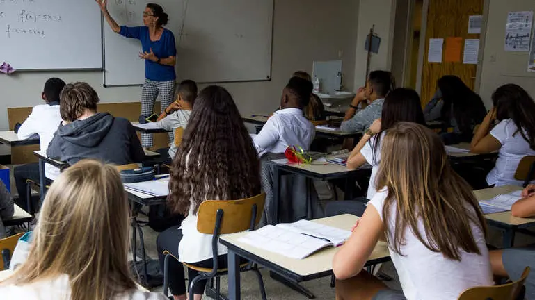 01/09/2016 Gent. Primo giorno del nuovo anno scolastico alla scuola superiore Nieuwen Bosch