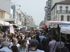 COLUCCI - DINO TOMMASELLA - SAN DONA' DI PIAVE - FIERA DE ROSARIO - FOLLA LUNGO LE STRADE