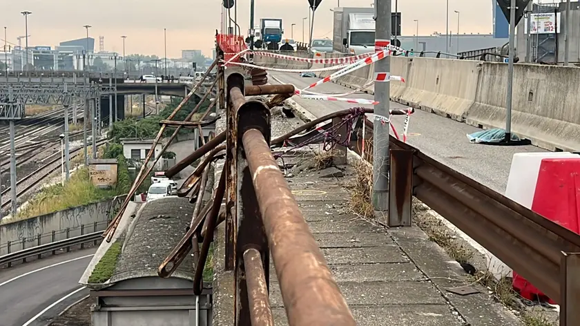 Le immagini dell'incidente di martedì 3 ottobre al cavalcavia Vempa di Mestre
