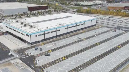 Il nuovo deposito Amazon che sta per aprire a Dese, non lontano dal Valecenter.