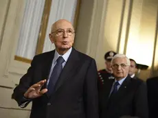 Il presidente della Repubblica Giorgio Napolitano parla durante una conferenza stampa nella sala stampa del Quirinale, il 30 marzo 2013 a Roma. ANSA/ GUIDO MONTANI