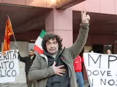 Manifestazione dei "Forconi" di fronte al Monte Paschi di Siena in Corso del Popolo, Mestre. Nella foto: Stefano Guerra