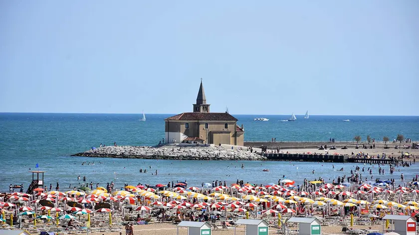 COLUCCI - DINOT OMMASELLA - CAORLE - SPIAGGIA PIENA E CODA RIENTRO