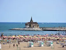 COLUCCI - DINOT OMMASELLA - CAORLE - SPIAGGIA PIENA E CODA RIENTRO