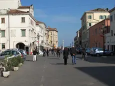 Dinello: mph05a Elisabetta Donaggio..Chioggia:Corso del Popolo al palazzo Morosini alcuni scorci di Chioggia per archivio