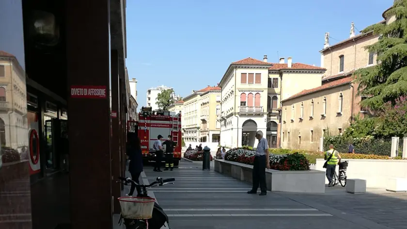 I pompieri in via Poerio