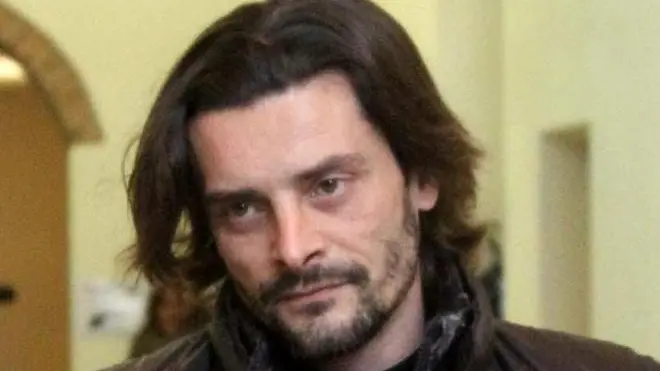 Luigi Sartor entra in Procura a Cremona per essere interrogato dal Pm Roberto di Martino nell'ambito dell'inchiesta sul calcioscommesse, il 29 dicembre 2011. ANSA/ RAFFAELE RASTELLI