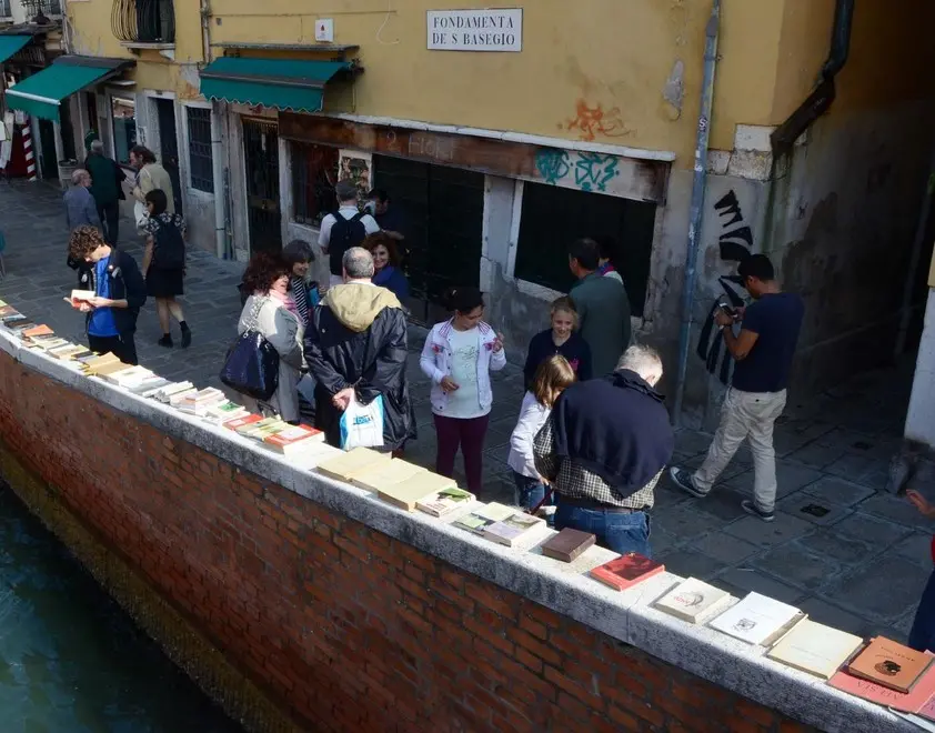 INTERPRESS/GF.TAGLIAPIETRA. FONDAMENTA SAN BASEGIO. "FRANCO LIBRI" FRANCESCO TEARDO.