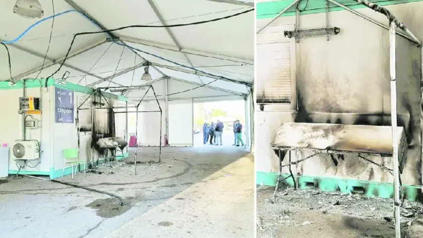 Le immagini del rogo appiccato probabilmente da qualcuno. Le fiamme si sono auto estinte e non c’è stato bisogno dell’intervento dei vigili del fuoco