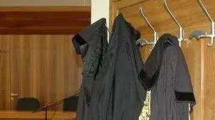 Belluno, 1 febbraio 2006. tribunale di bellunoLa dieta in tribunale