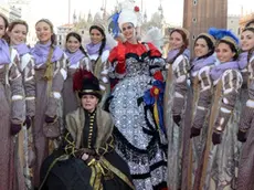 Elisa Costantini tra le "Marie" del Carnevale, da cui scaturirà l'Angelo del prossimo anno