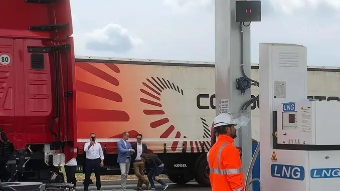 COLUCCI - DINO TOMMASELLA - MEOLO - INAUGURAZIONE DISTRIBUTORE METANO LIQUIDO