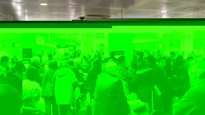 Disagi e voli cancellati all'aeroporto Marco Polo di Venezia dopo l'incidente in pista di un aereo privato