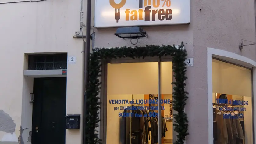 Foto Agenzia Candussi/ Morsego/ Mestre, piazzetta da Re/ Svendita per cessata attività da 100% Fat Free