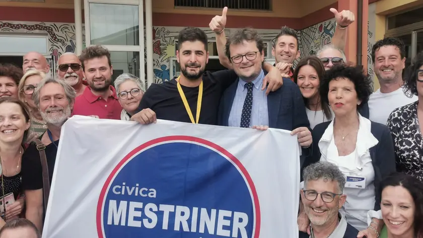 Il sindaco Mestriner e la sua squadra
