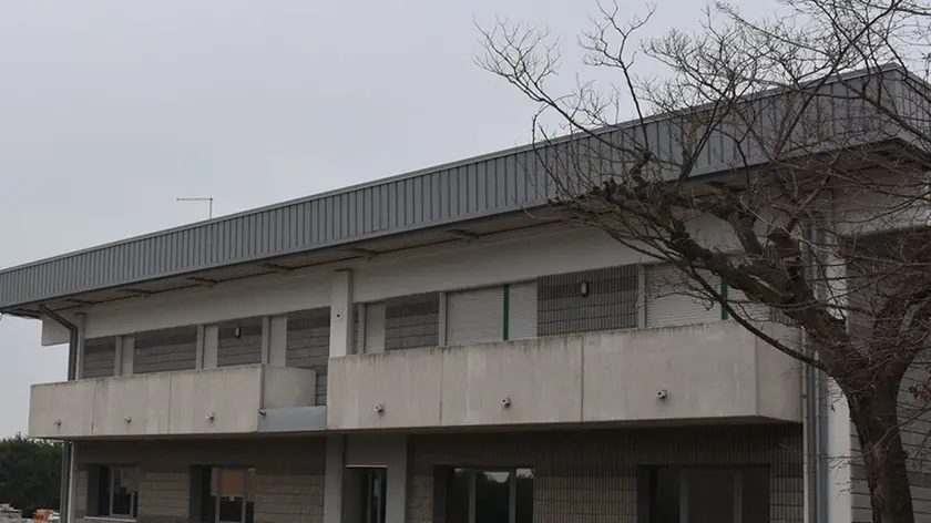 DE POLO - TOMMASELLA - SAN DONA' - IL PRESUNTO VECCHIO CAPANNONE DELLA DITTA DI MAZZON IN VIA FELTRE