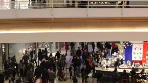 Shopping natalizio alla Nave de Vero a Marghera