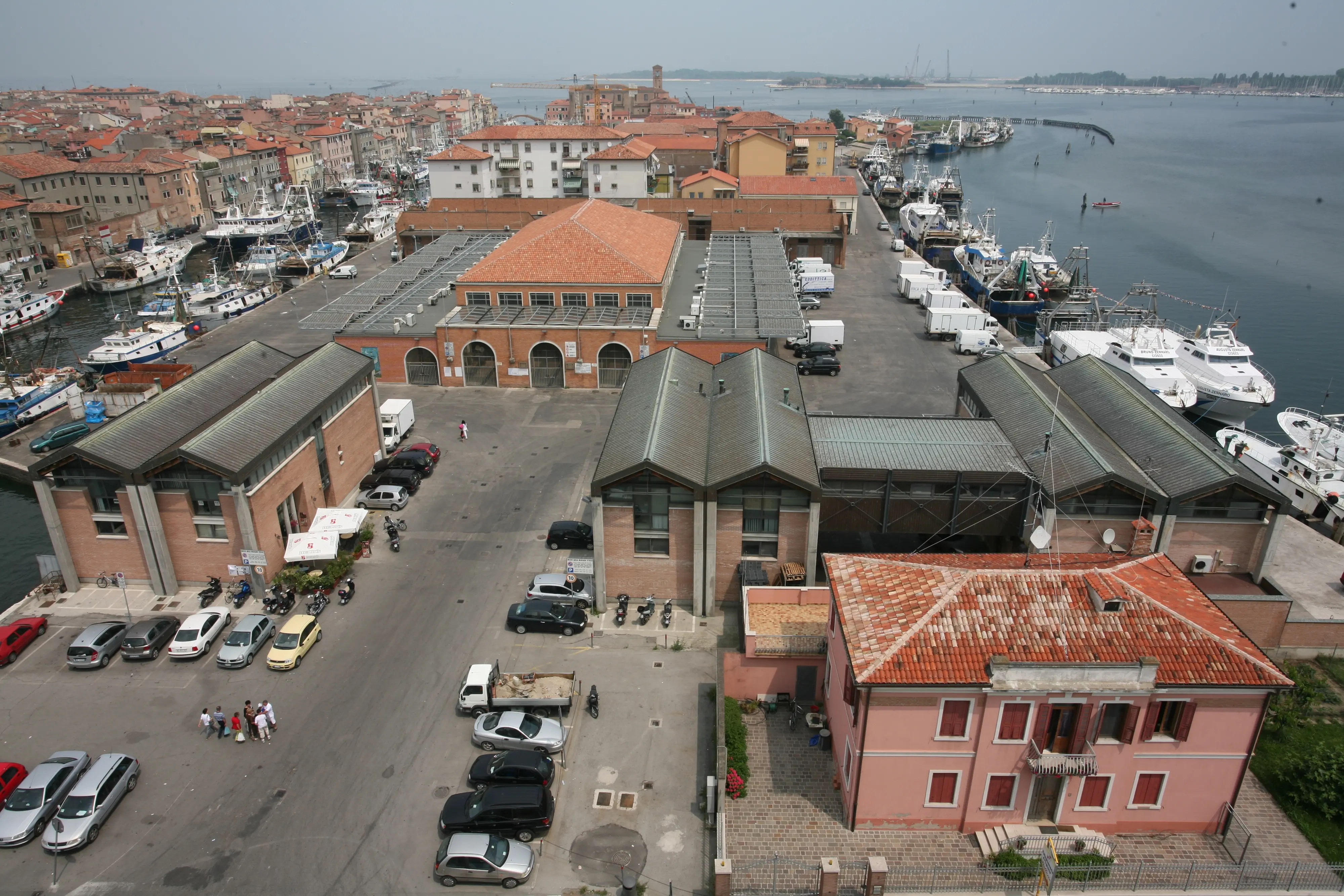 Il mercato ittico visto dall'alto