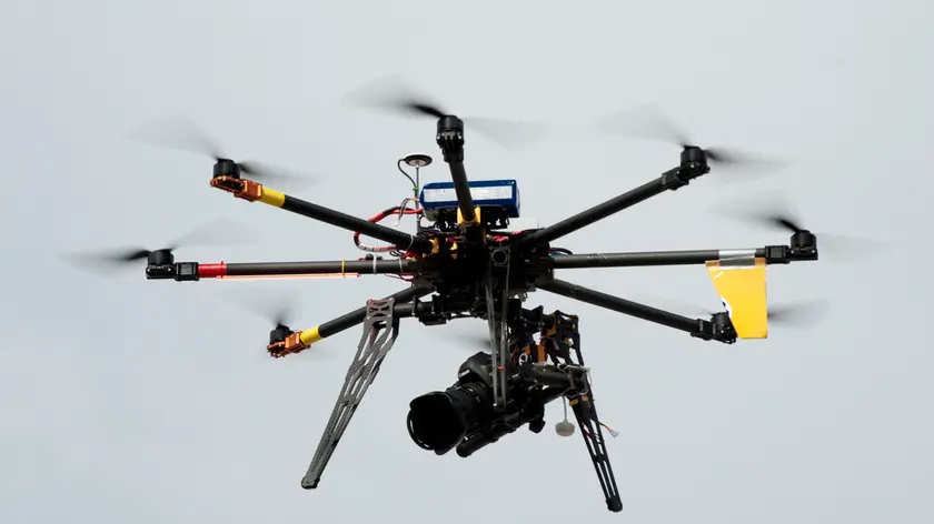 Un drone: gli studenti del liceo Galilei ne hanno progettato uno "farmacista", progetto sul quale stanno lavorando roa con Ames