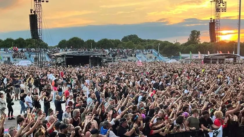 I fan del concerto di Vasco a Bibione