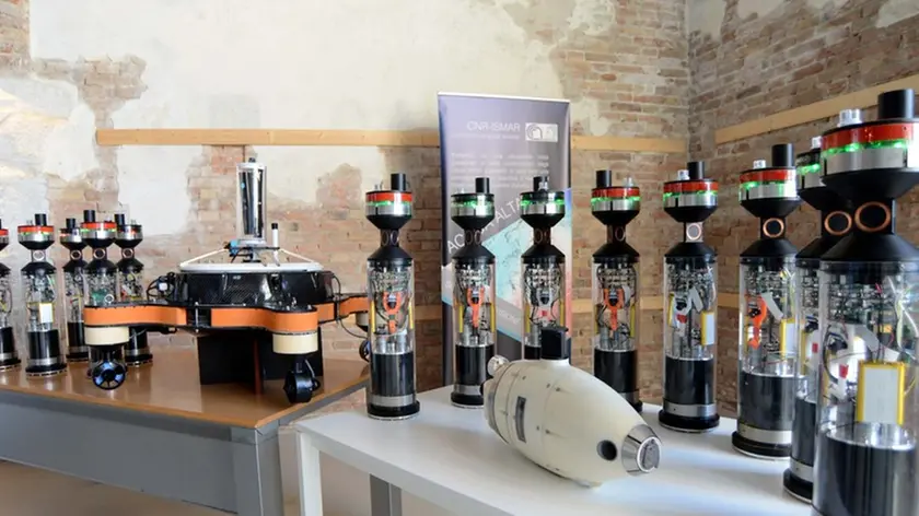 Interpress/M.Tagliapietra Venezia 15.09.2017.- Arsenale di Venezia, pesci-robot per studiare i fondali della laguna.