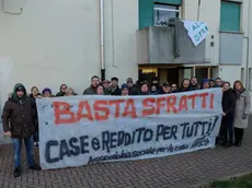 Protesta contro lo sfratto della signora Castaldo e fam. dall'app. di via Zen 33 a Marghera