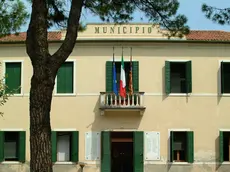 10 AGOSTO 2004..MARTELLAGO (VE)..MUNICIPIO...(c) LIGHT IMAGE STUDIO