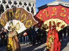 Interpress/Mazzega Venezia, 04.02.2016.- Carnevale di Venezia, maschere a San Marco