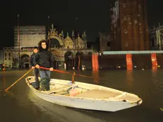 Francica Interpress Venezia, 24.12.2010.- Acqua alta eccezzionale, nella foto Piazza San Marco.- Acqua alta eccezzionale