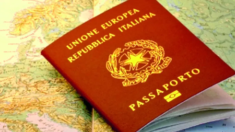 Cittadinanza e nuovi passaporti: in Tribunale a Venezia sono arrivate quasi 25 mila richieste