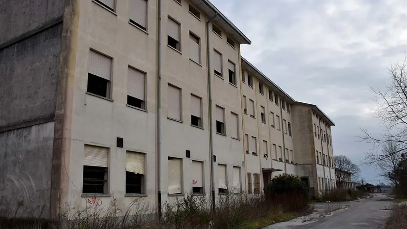 COLUCCI - DINO TOMMASELLA - SAN DONA' DIP. - CASERMA TOMBOLAN FAVA - EDIFICIO CAMERATE