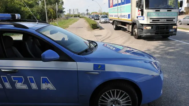 DEPOLO PERS FGAVAGNIN BIBIONE POLSTRADA CONTROLLA TRAFFICO IN ENTRATA DEPOLO PERS FGAVAGNIN BIBIONE POLSTRADA CONTROLLA TRAFFICO IN ENTRATA