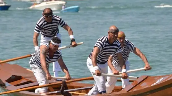 Interpress/Gf.Tagliapietra. 08.05.2016.- Festa della Sensa sposalizio del mare. Regata gondole 4 remi vince, Rudi e Igor Vignotto Bregantin Gaetano e Quintavalle Luca