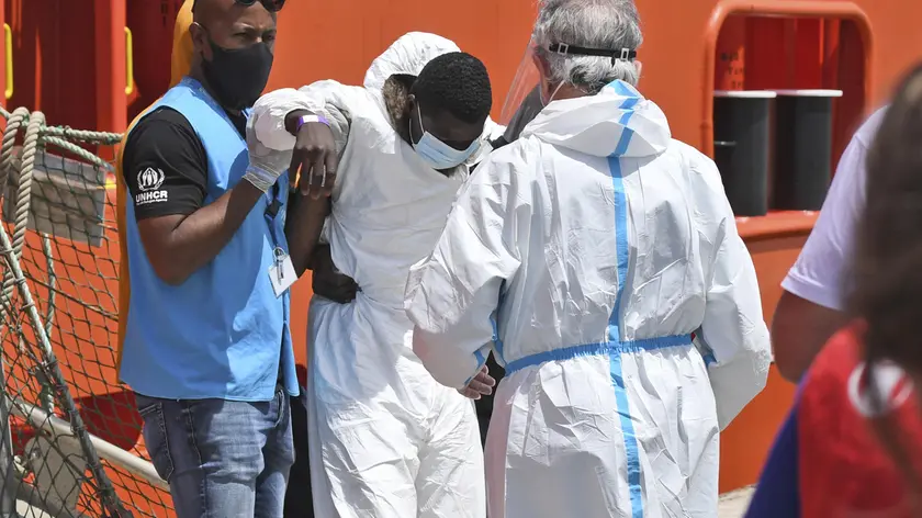 Lo sbarco di alcuni migranti in questi giorni a Lampedusa