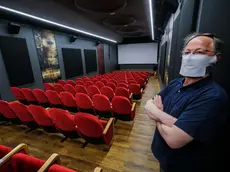 Coronavirus fase due. Flash mob al cinema Centrale con insegne e luci accese in occasione del David di Donatello. Torino 08 maggio 2020 ANSA/TINO ROMANO